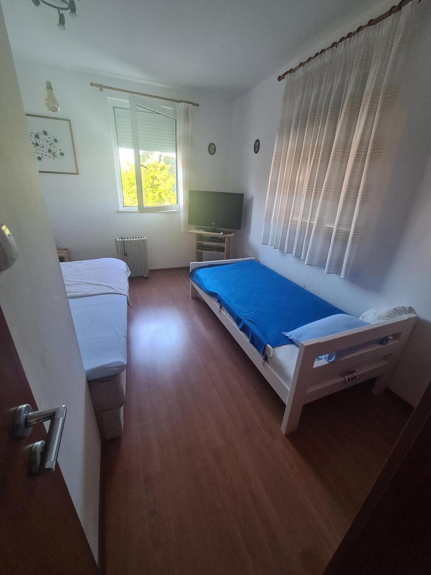 Apartments With A Parking Space Cizici, Krk - 15415 Malinska Rom bilde